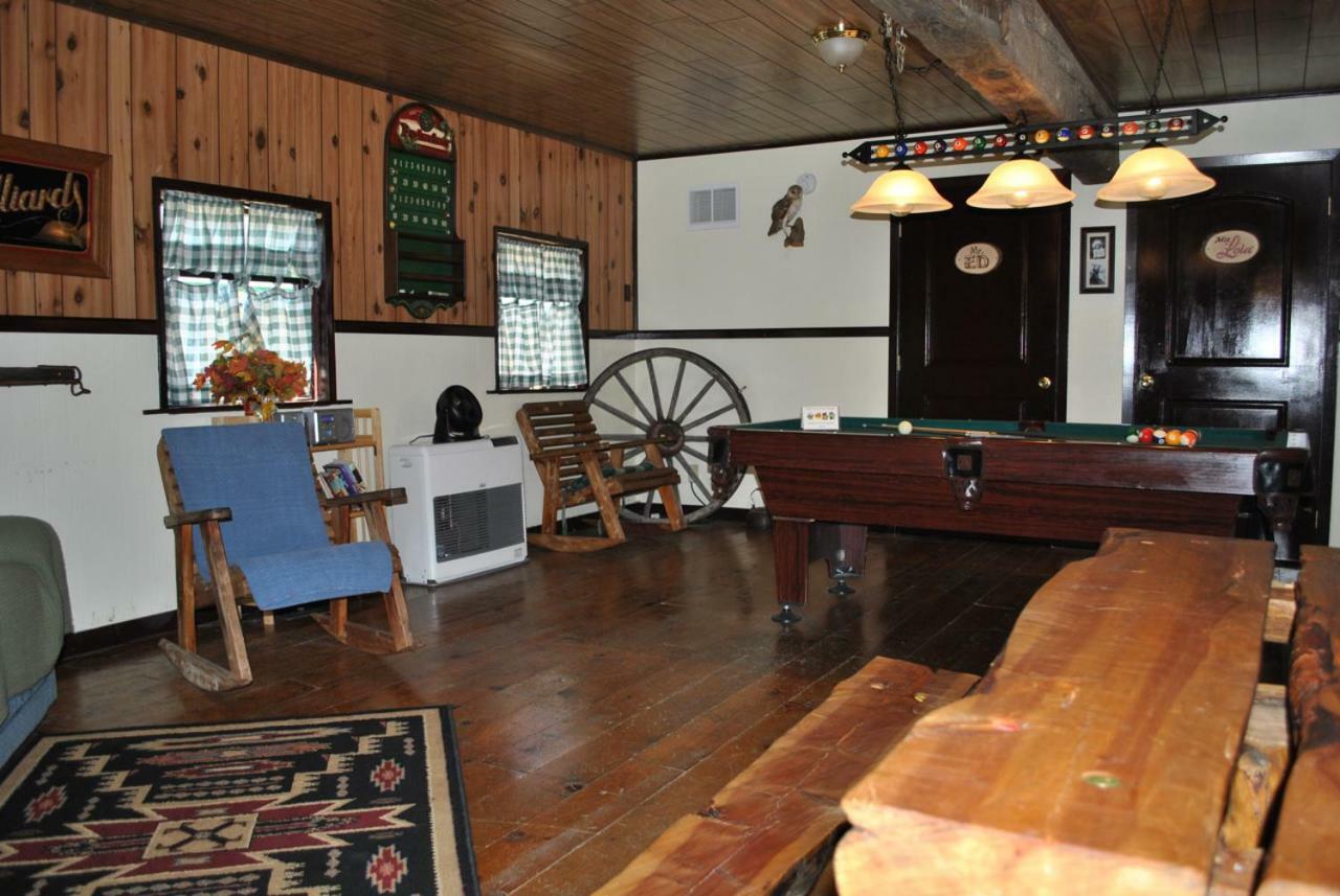 Aspen Inn Fort Klamath エクステリア 写真