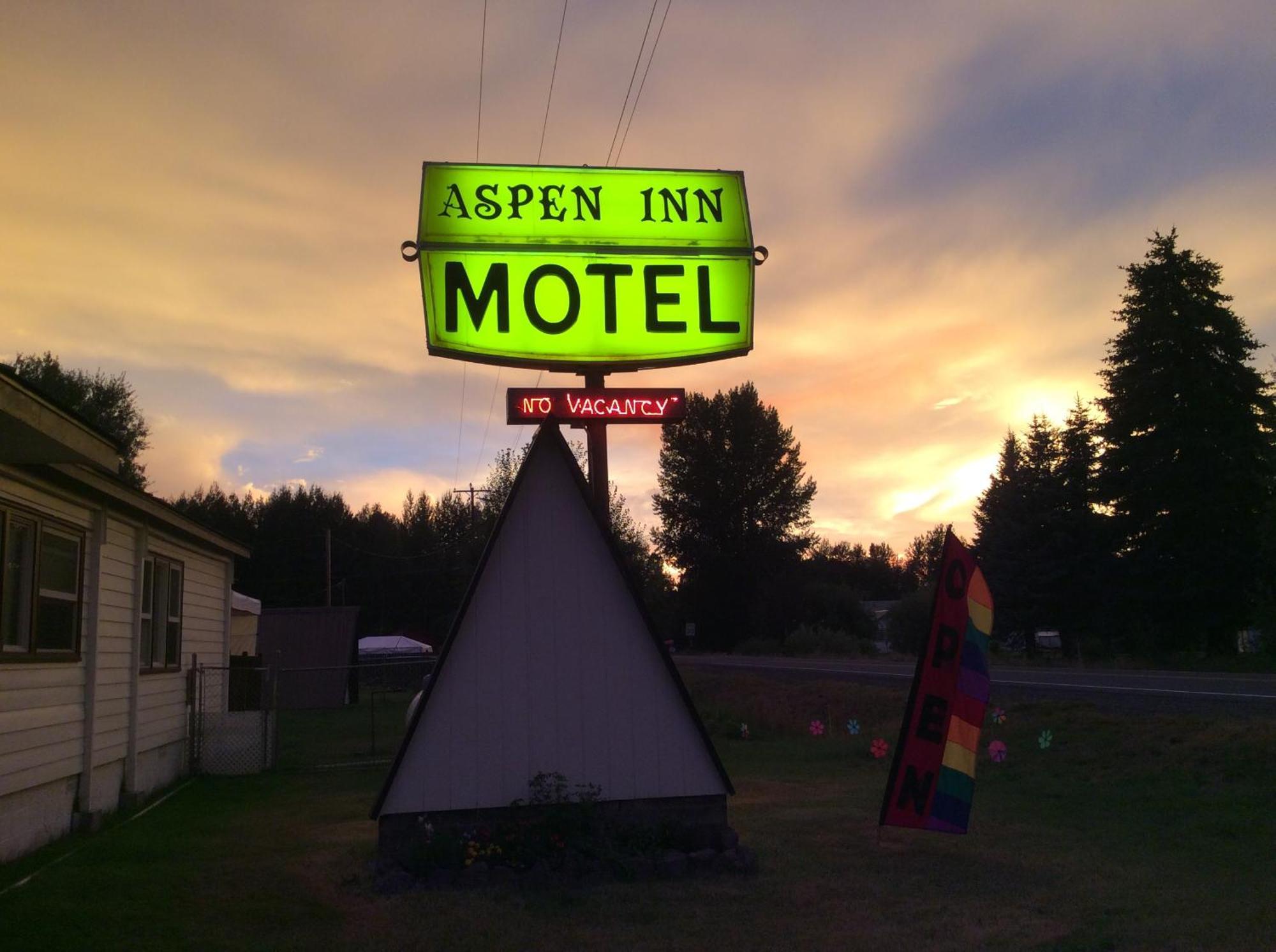 Aspen Inn Fort Klamath エクステリア 写真
