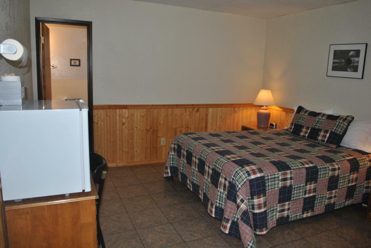 Aspen Inn Fort Klamath エクステリア 写真