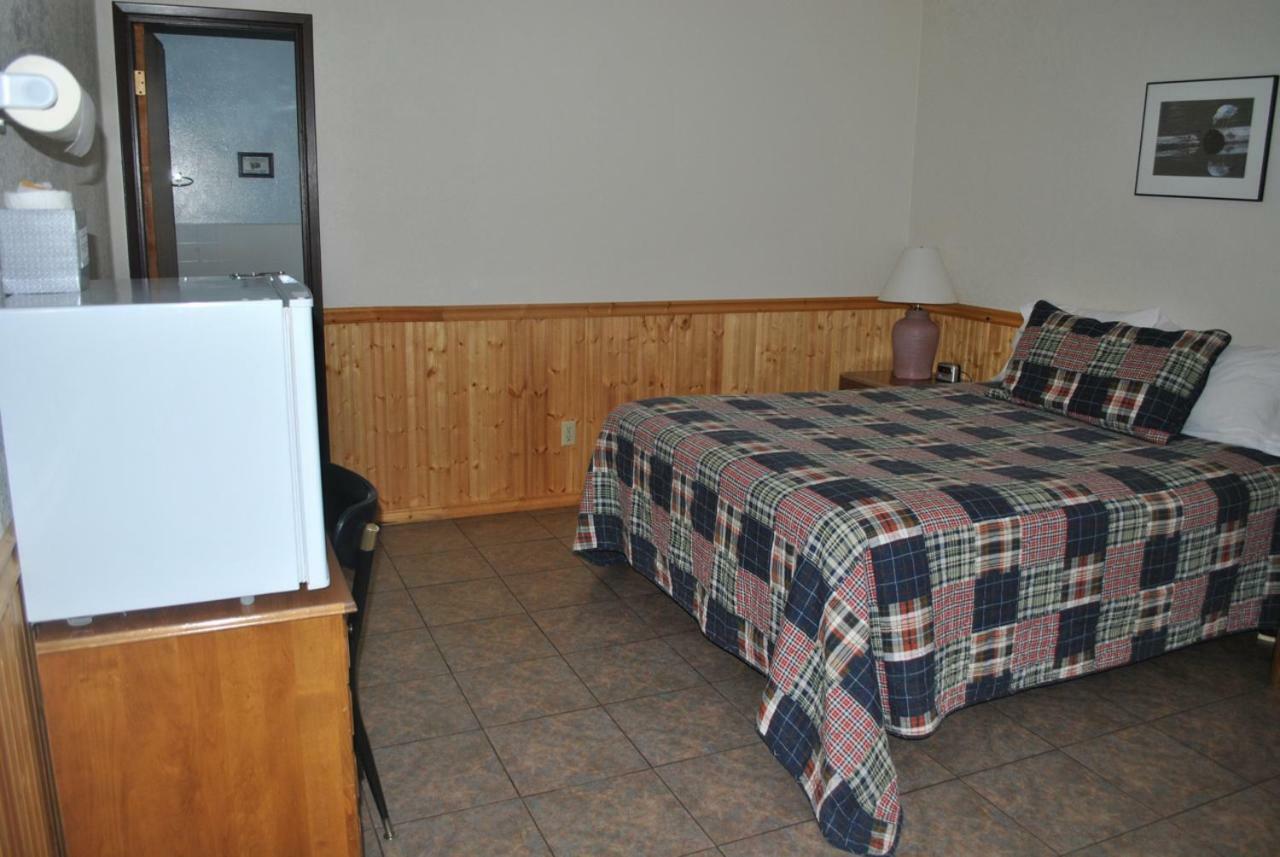 Aspen Inn Fort Klamath エクステリア 写真