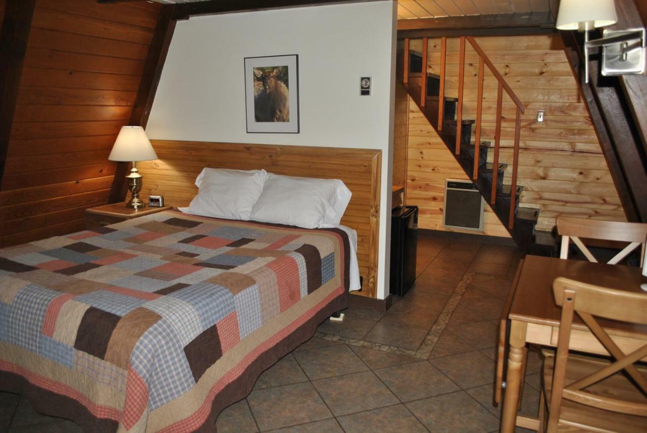 Aspen Inn Fort Klamath エクステリア 写真