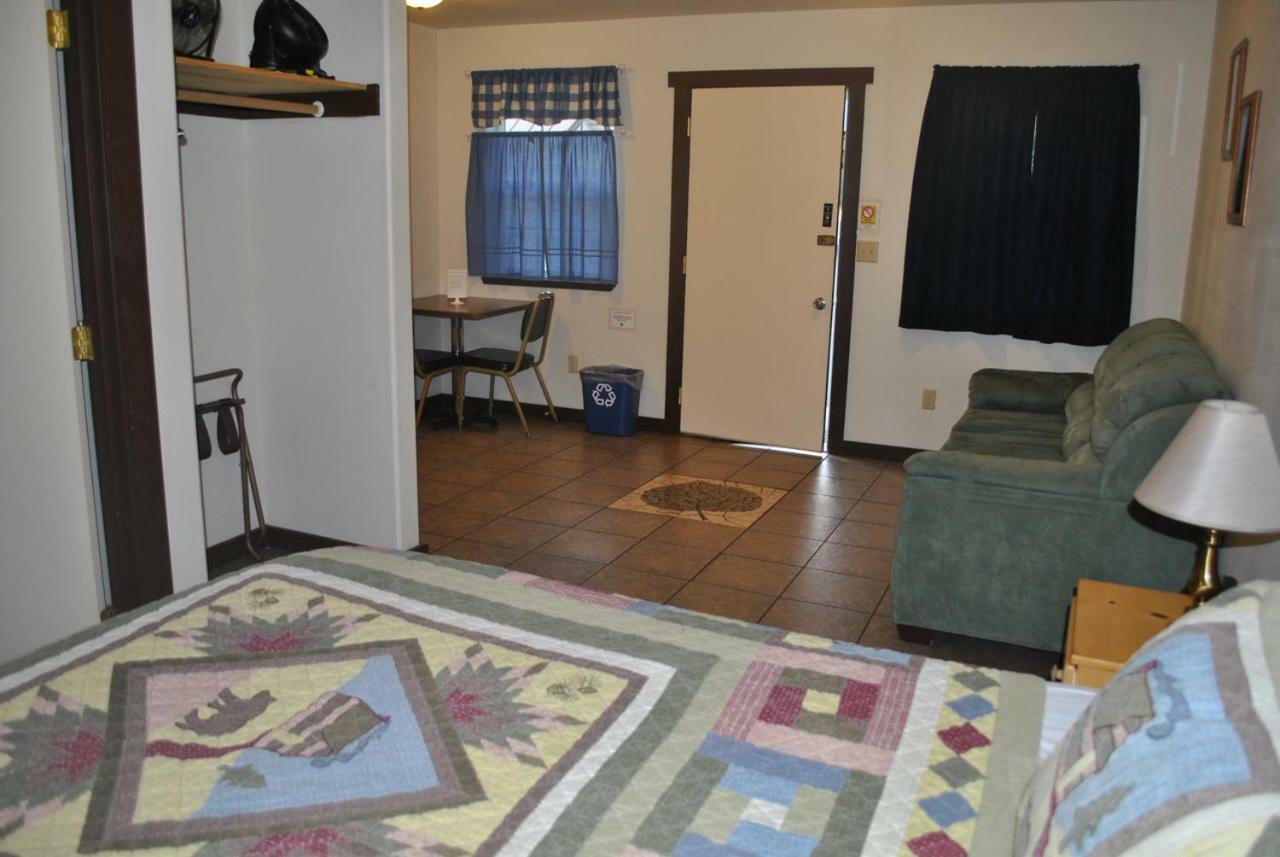 Aspen Inn Fort Klamath エクステリア 写真