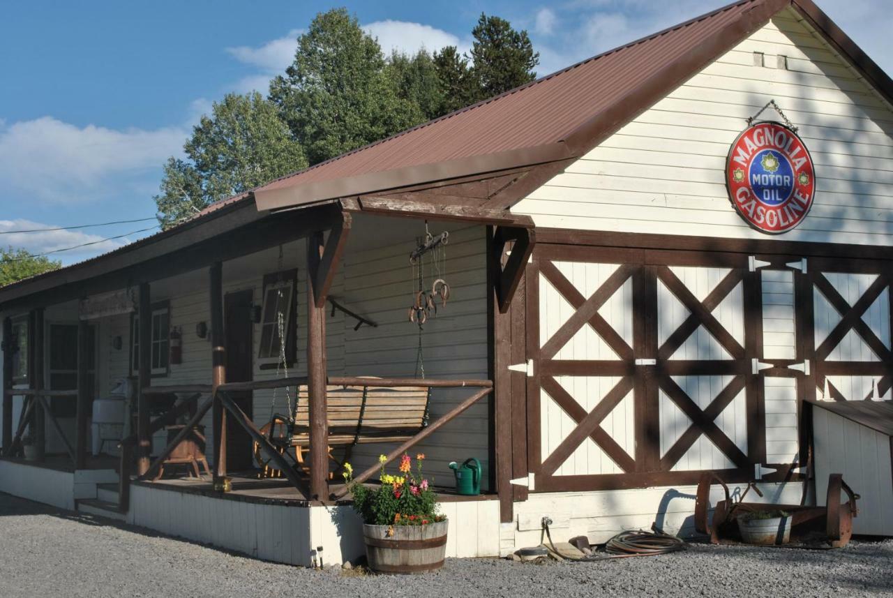 Aspen Inn Fort Klamath エクステリア 写真