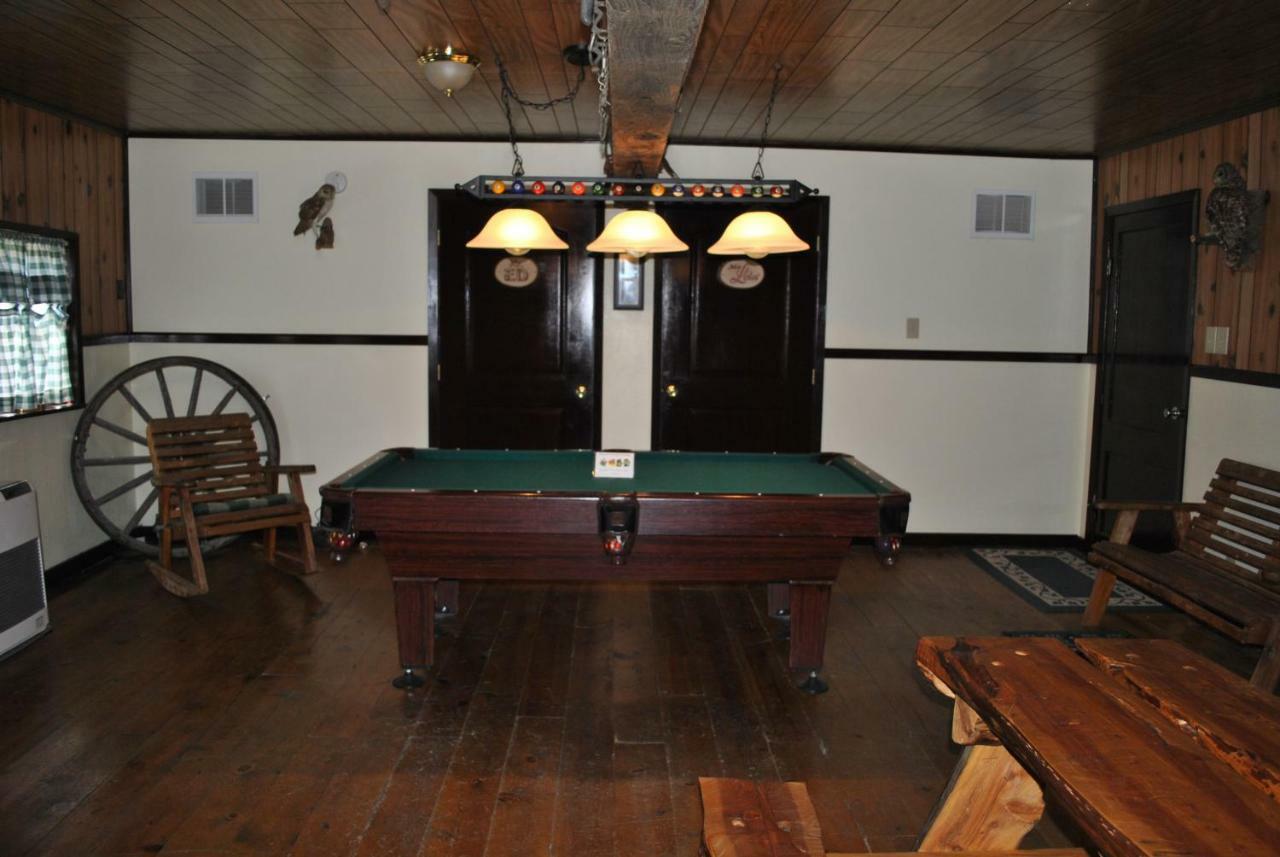 Aspen Inn Fort Klamath エクステリア 写真