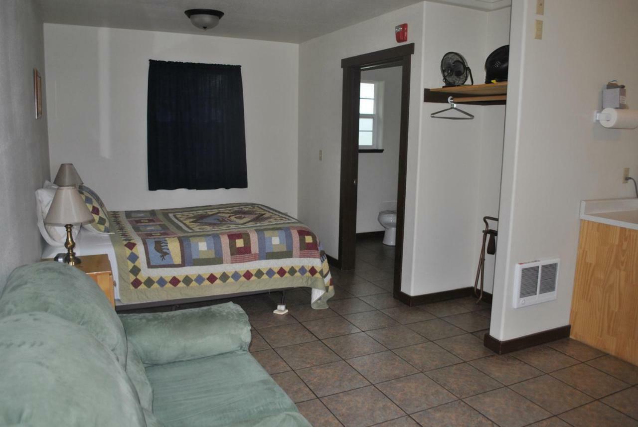 Aspen Inn Fort Klamath エクステリア 写真
