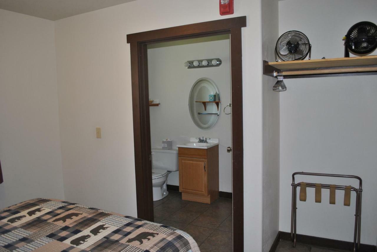 Aspen Inn Fort Klamath エクステリア 写真