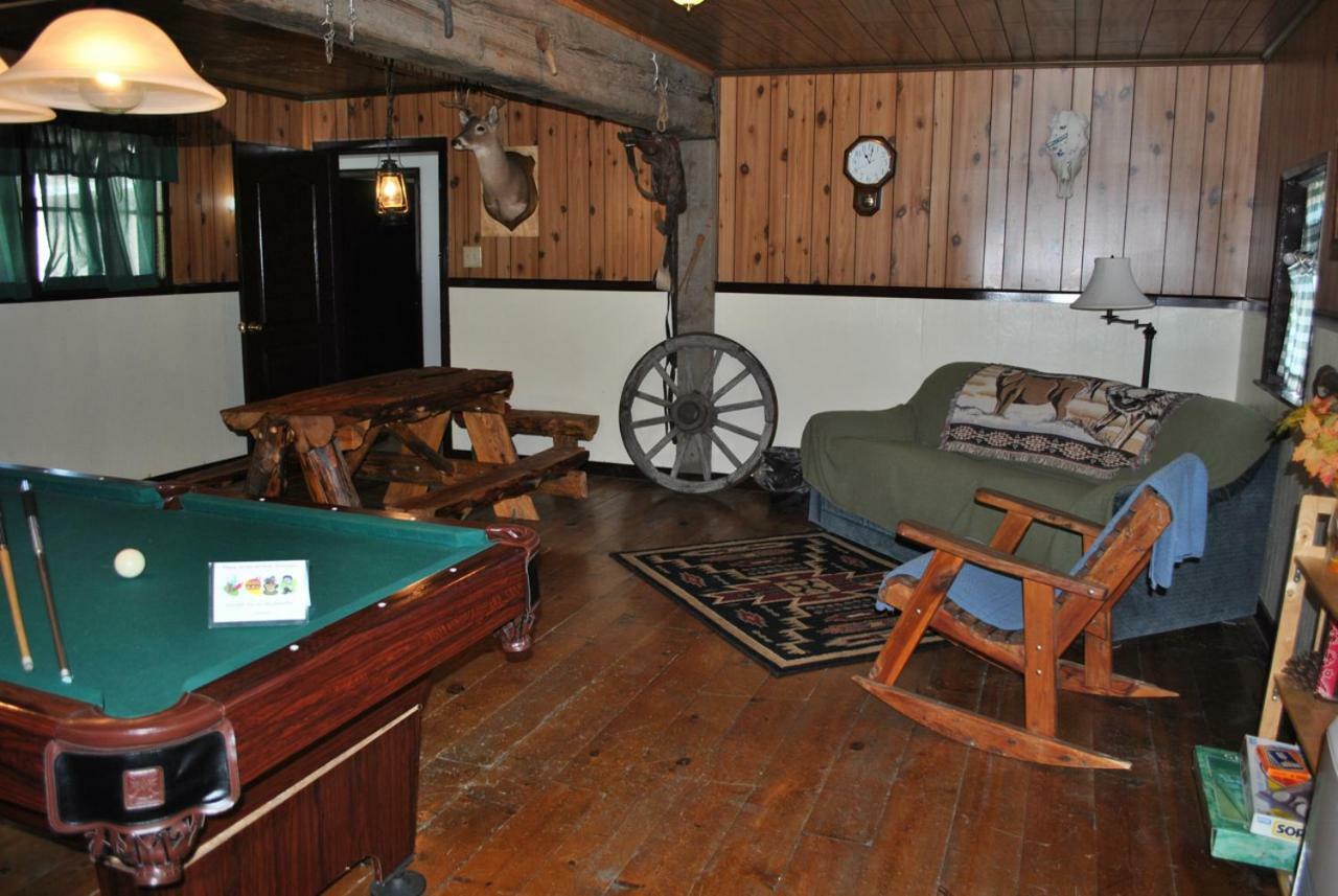 Aspen Inn Fort Klamath エクステリア 写真